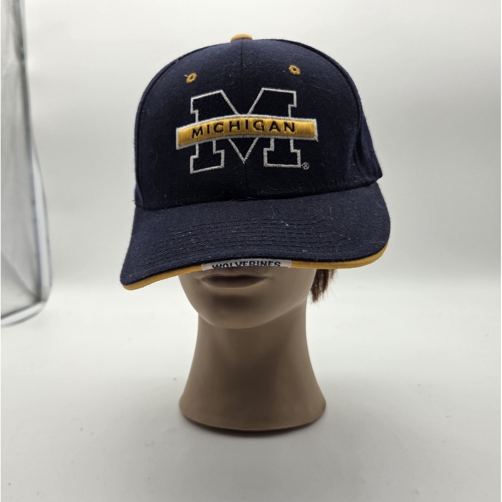 University Of Michigan MI Wolverines Hat Cap Adjustable Strap Zephyr EUC